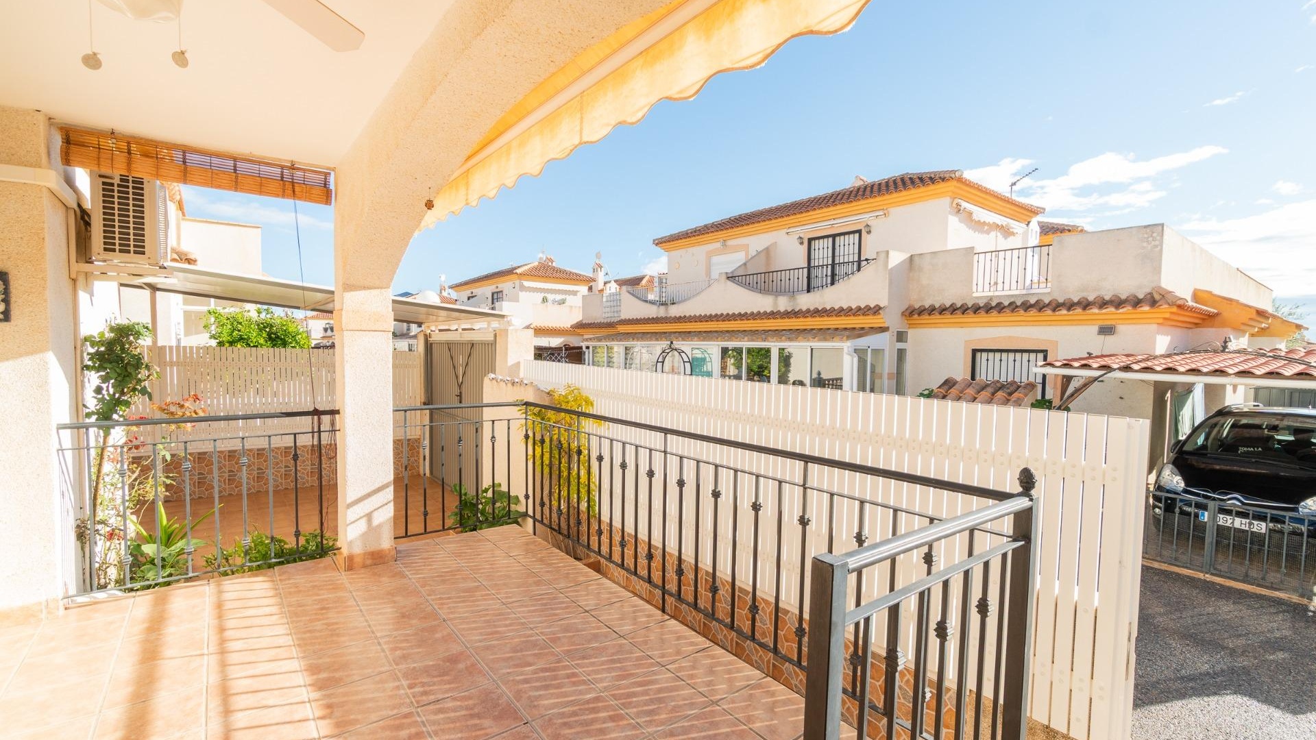 Resale - Villa - Playa Flamenca - iria