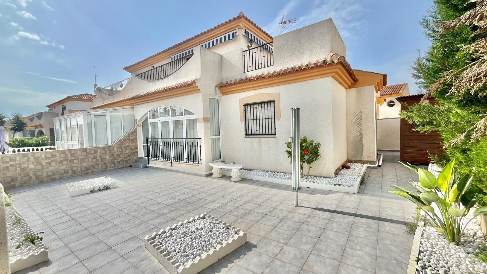 Resale - Villa - Playa Flamenca - iria