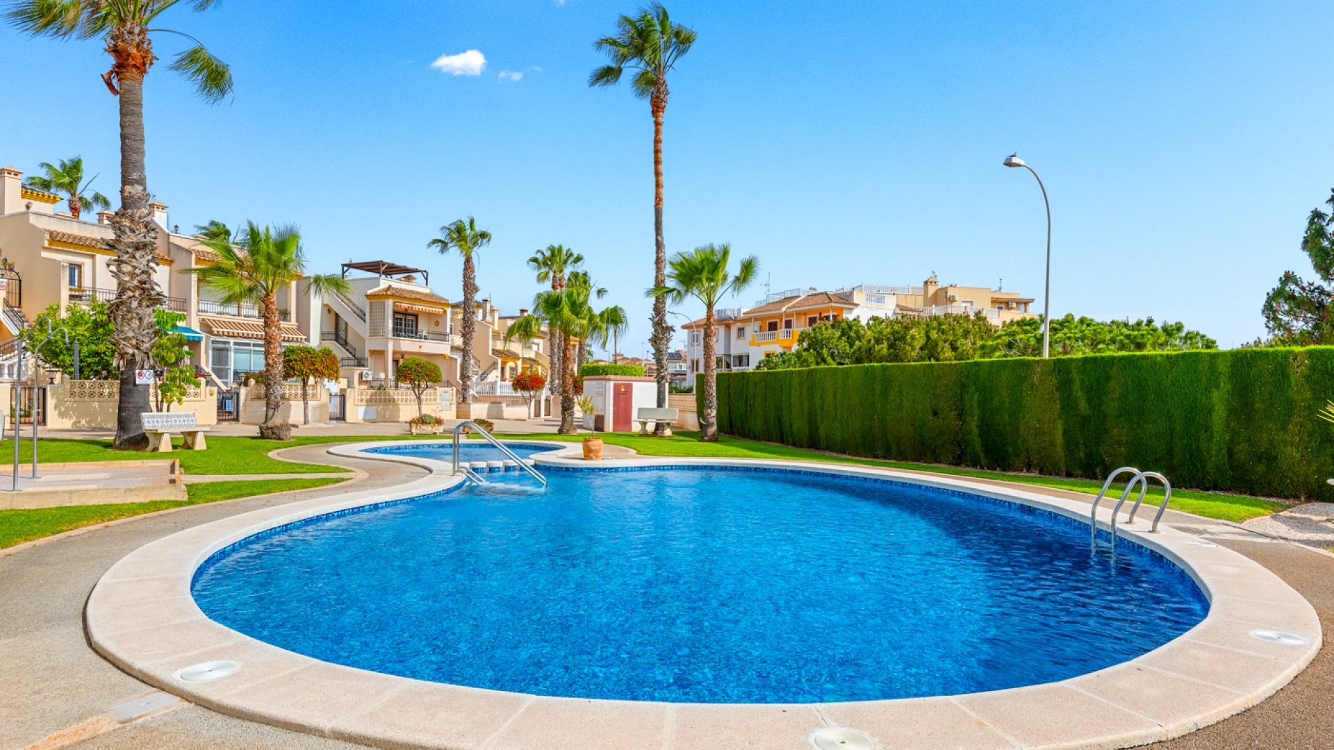 Resale - Villa - Playa Flamenca - jumilla