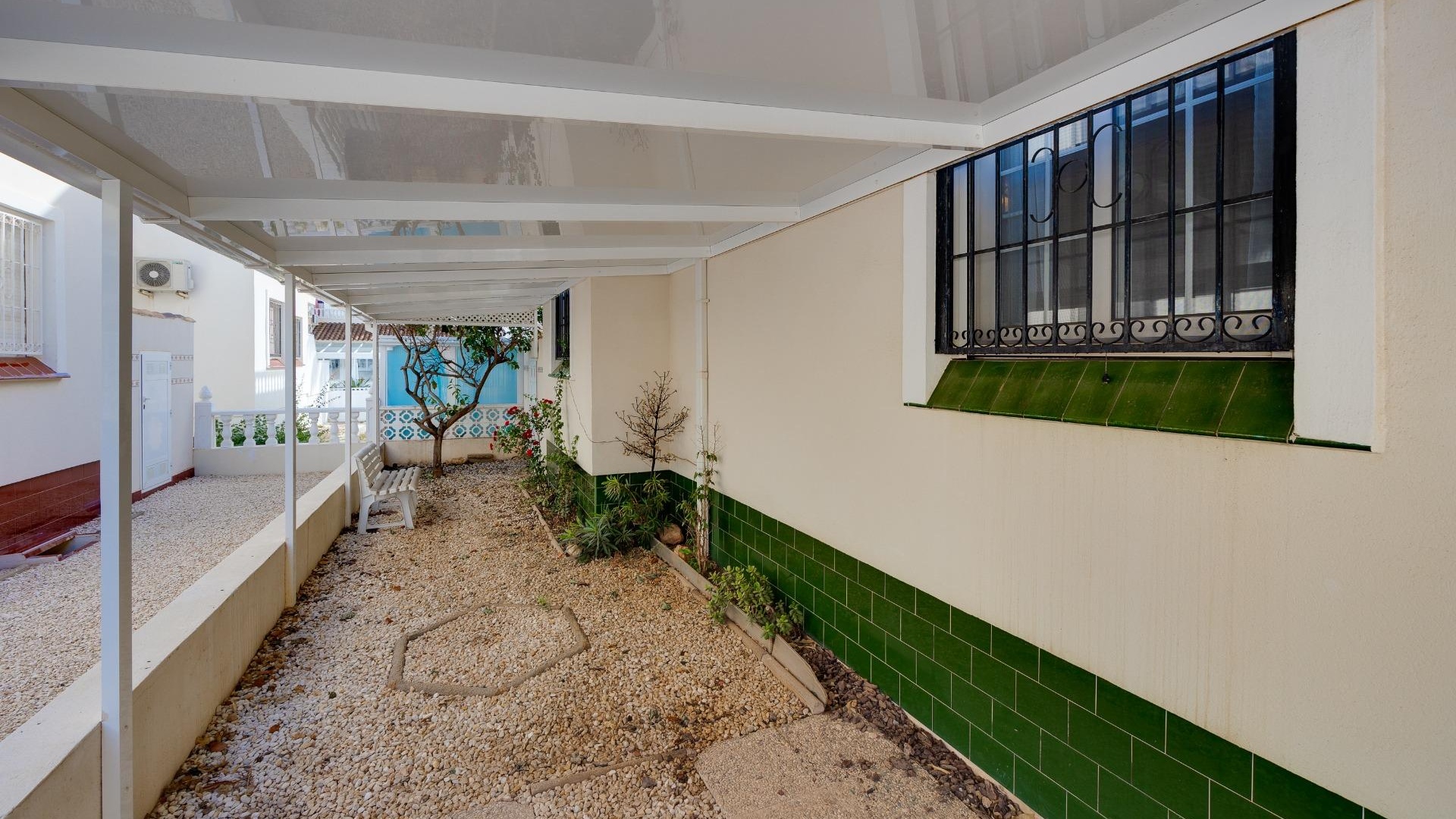 Resale - Villa - Playa Flamenca - jumilla