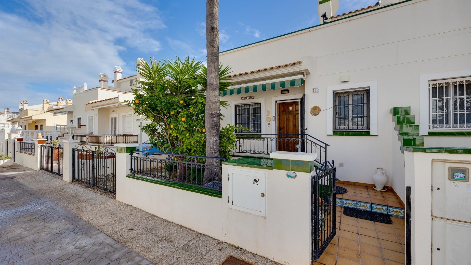 Resale - Villa - Playa Flamenca - jumilla