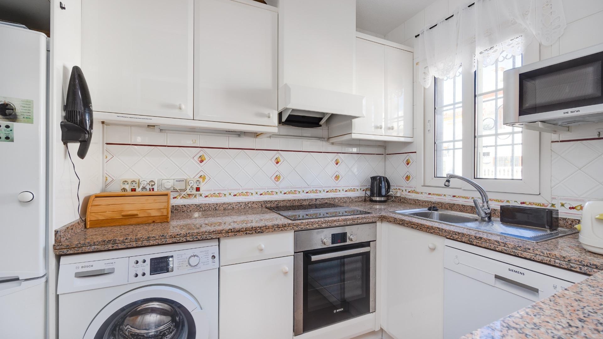 Resale - Villa - Playa Flamenca - jumilla