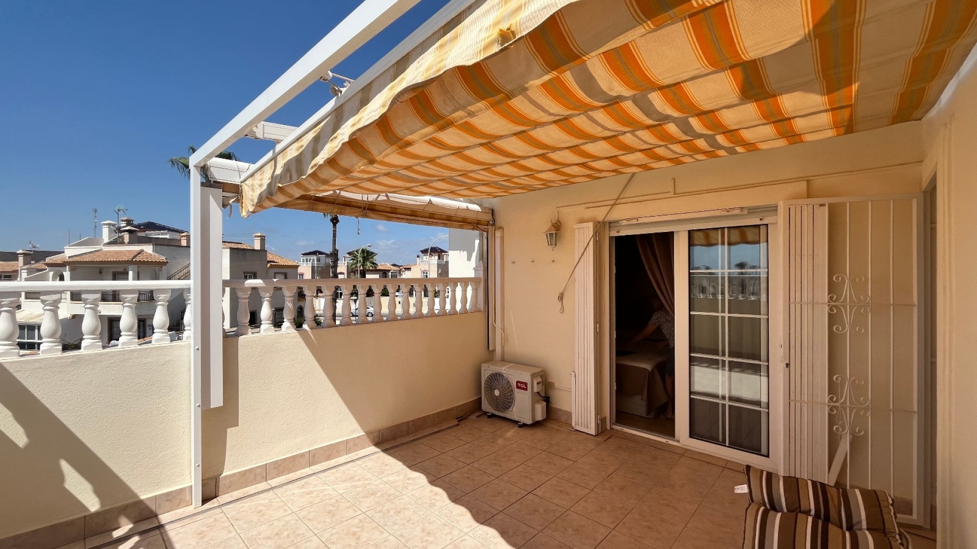 Resale - Villa - Playa Flamenca - jumilla