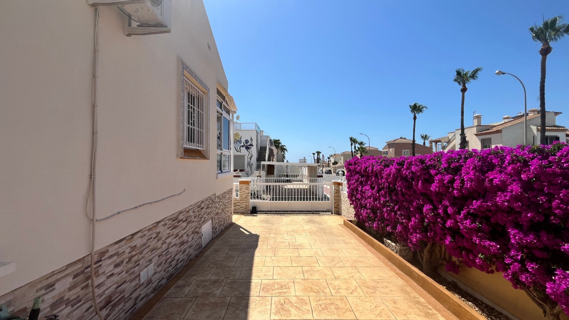 Resale - Villa - Playa Flamenca - jumilla