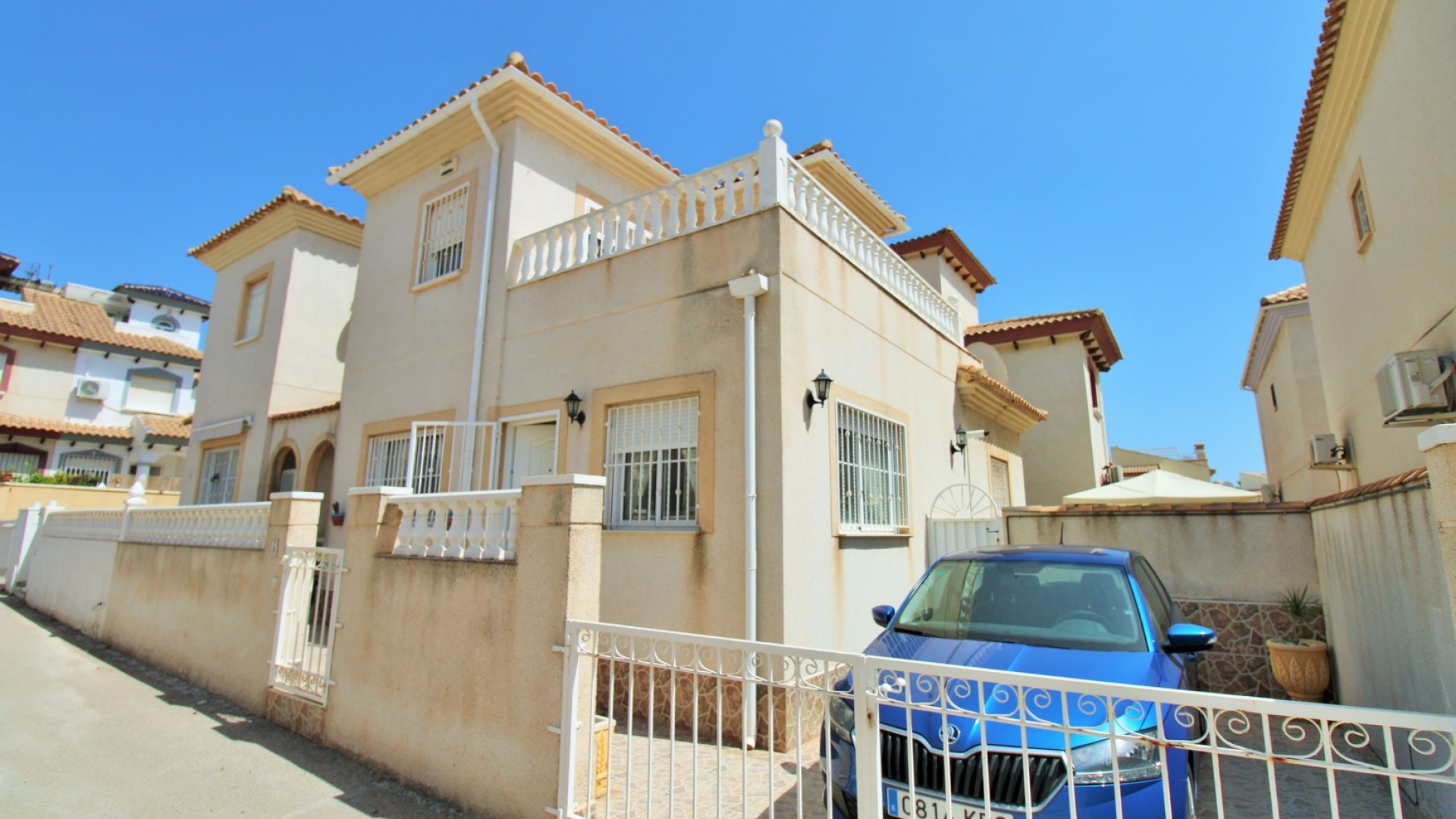 Resale - Villa - Playa Flamenca - La Pinada