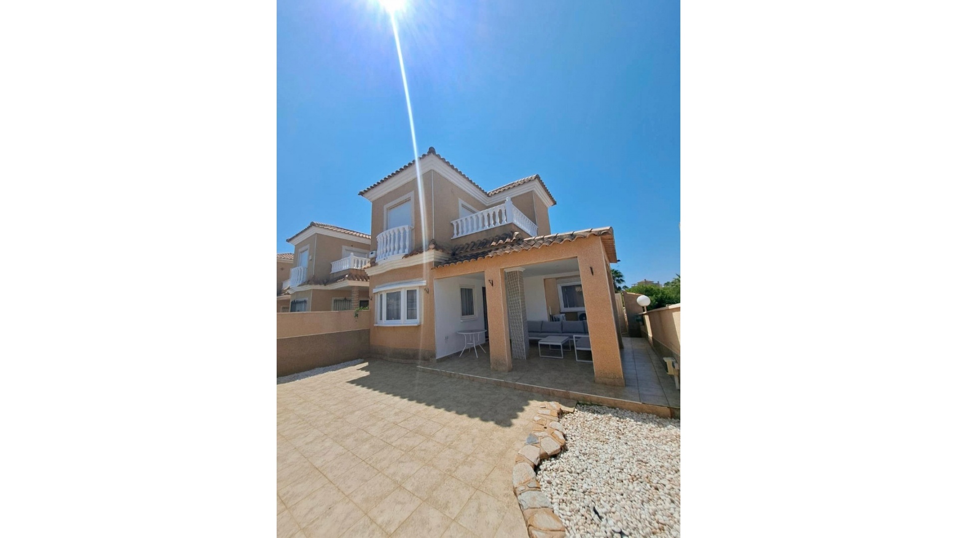 Resale - Villa - Playa Flamenca - La Pinada