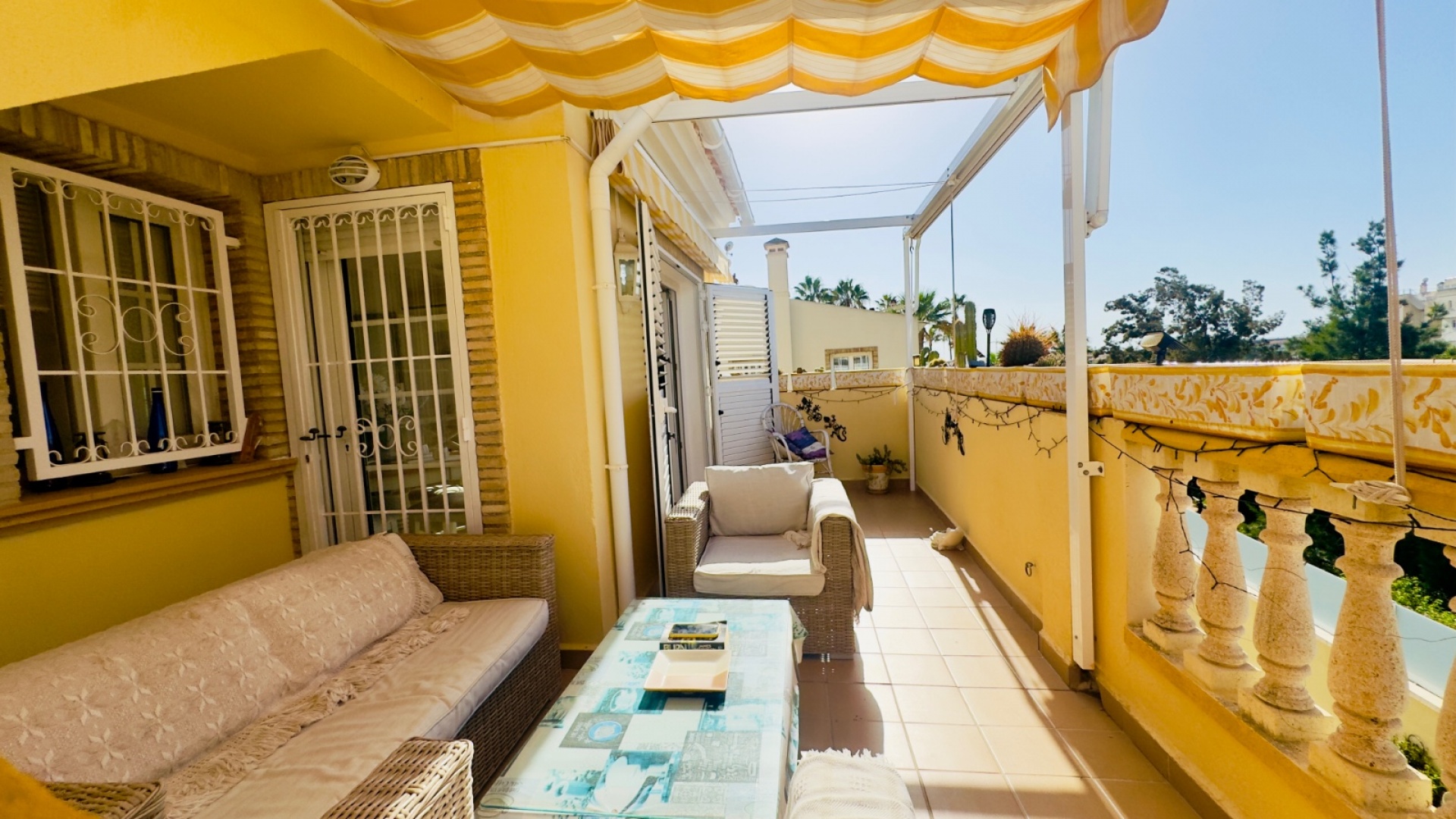 Resale - Villa - Playa Flamenca - La Rueda