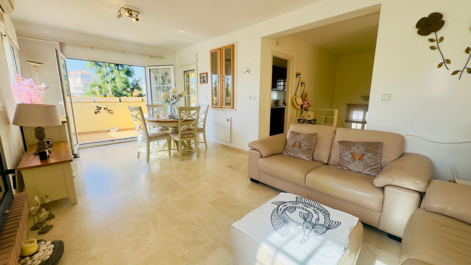 Resale - Villa - Playa Flamenca - La Rueda