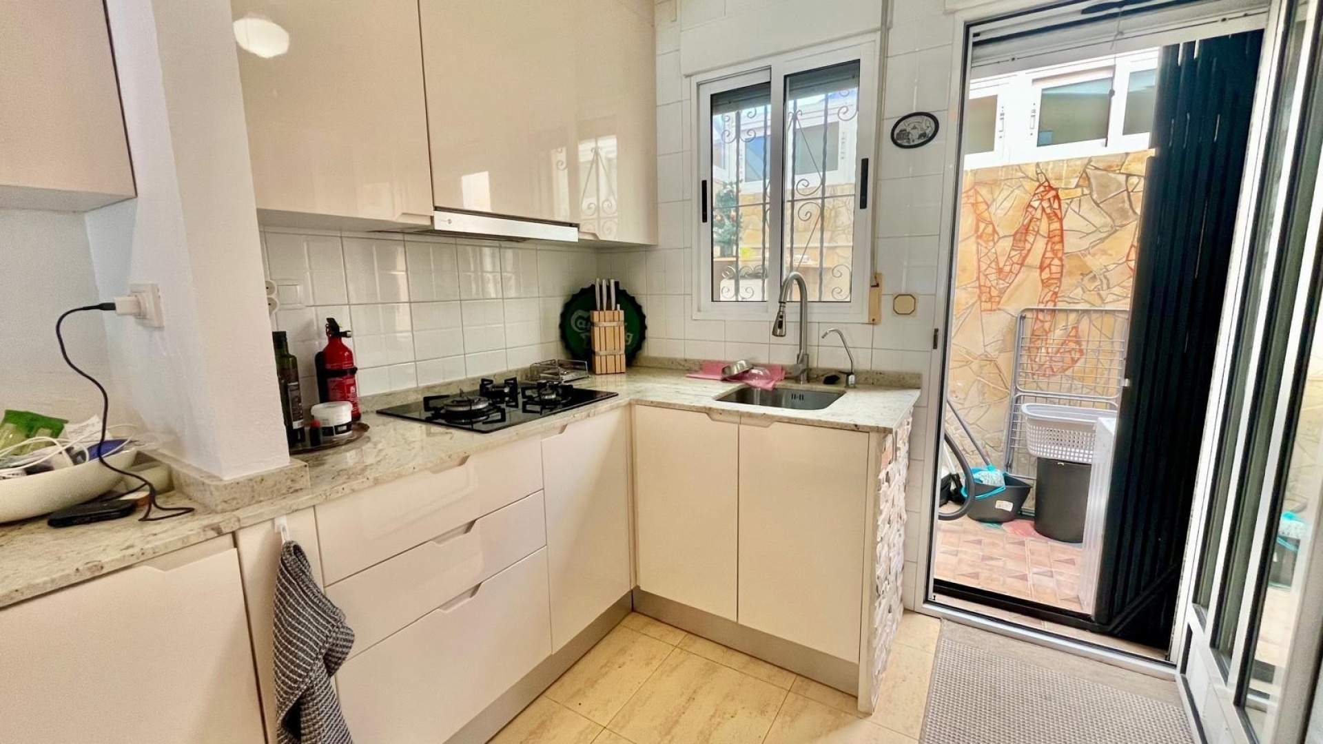 Resale - Villa - Playa Flamenca - las chismosas