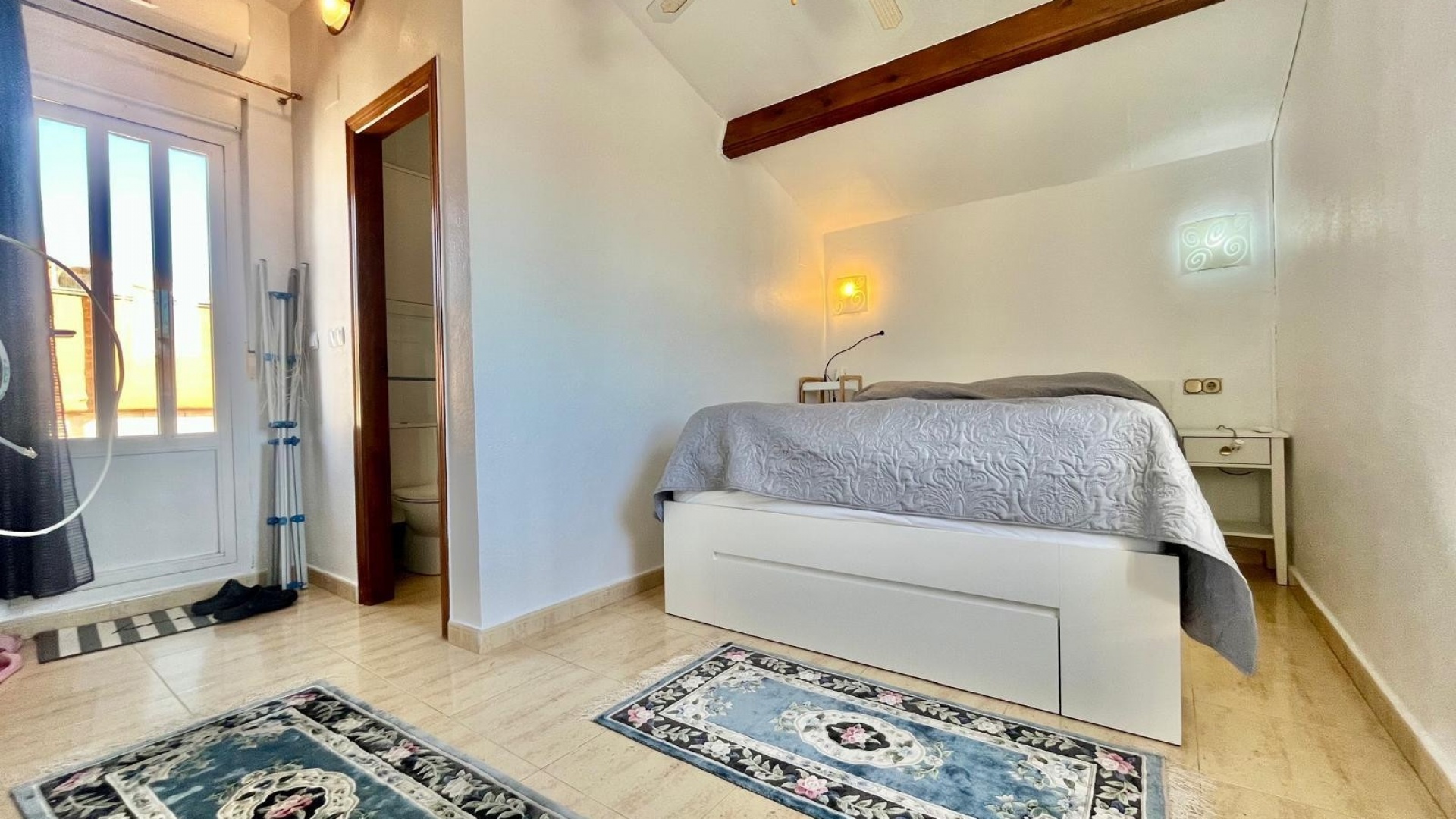 Resale - Villa - Playa Flamenca - las chismosas