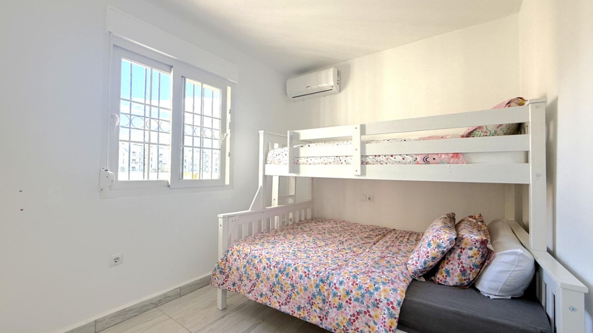 Resale - Villa - Playa Flamenca - perla del mar