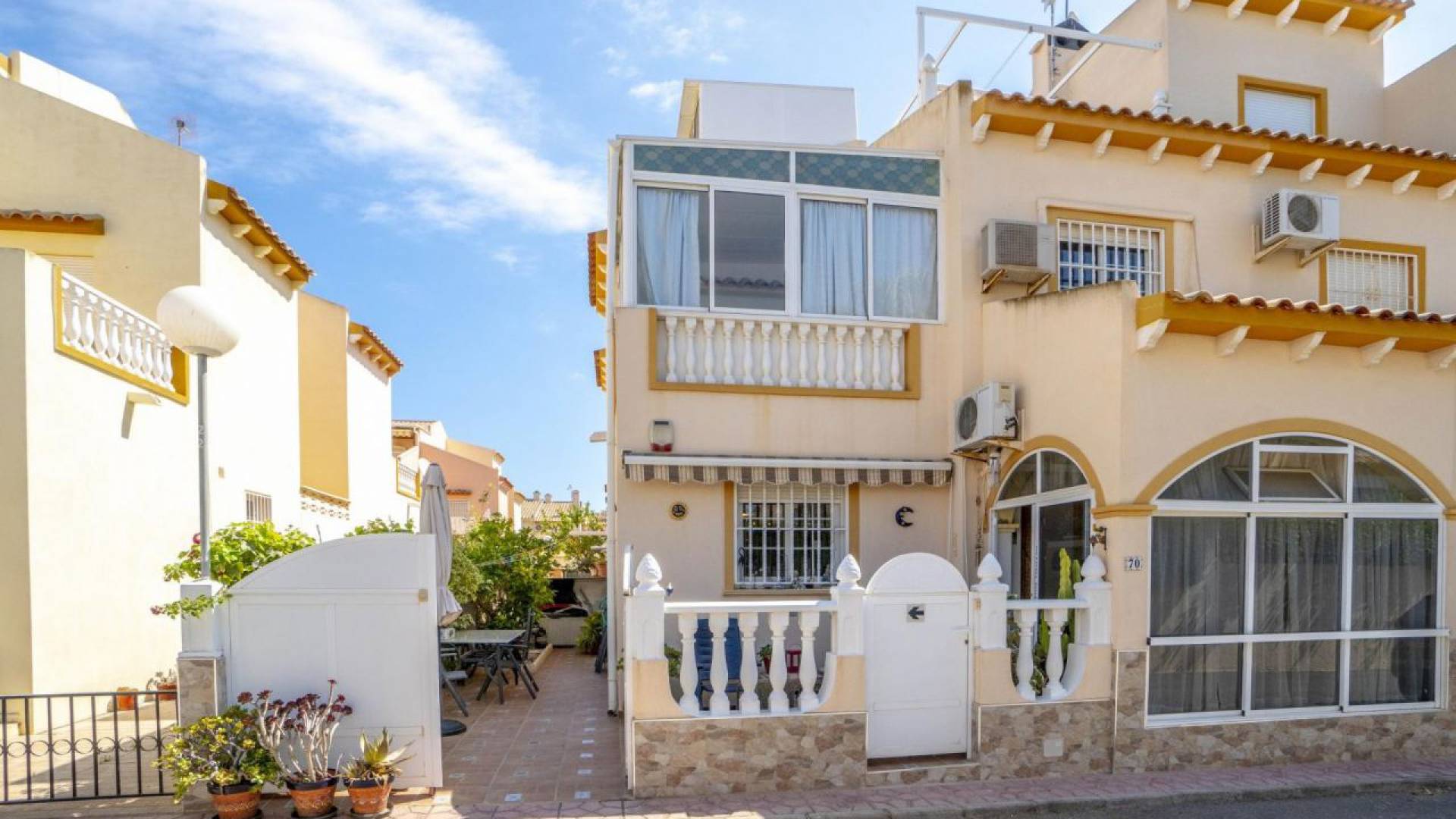 Resale - Villa - Playa Flamenca - perla del mar