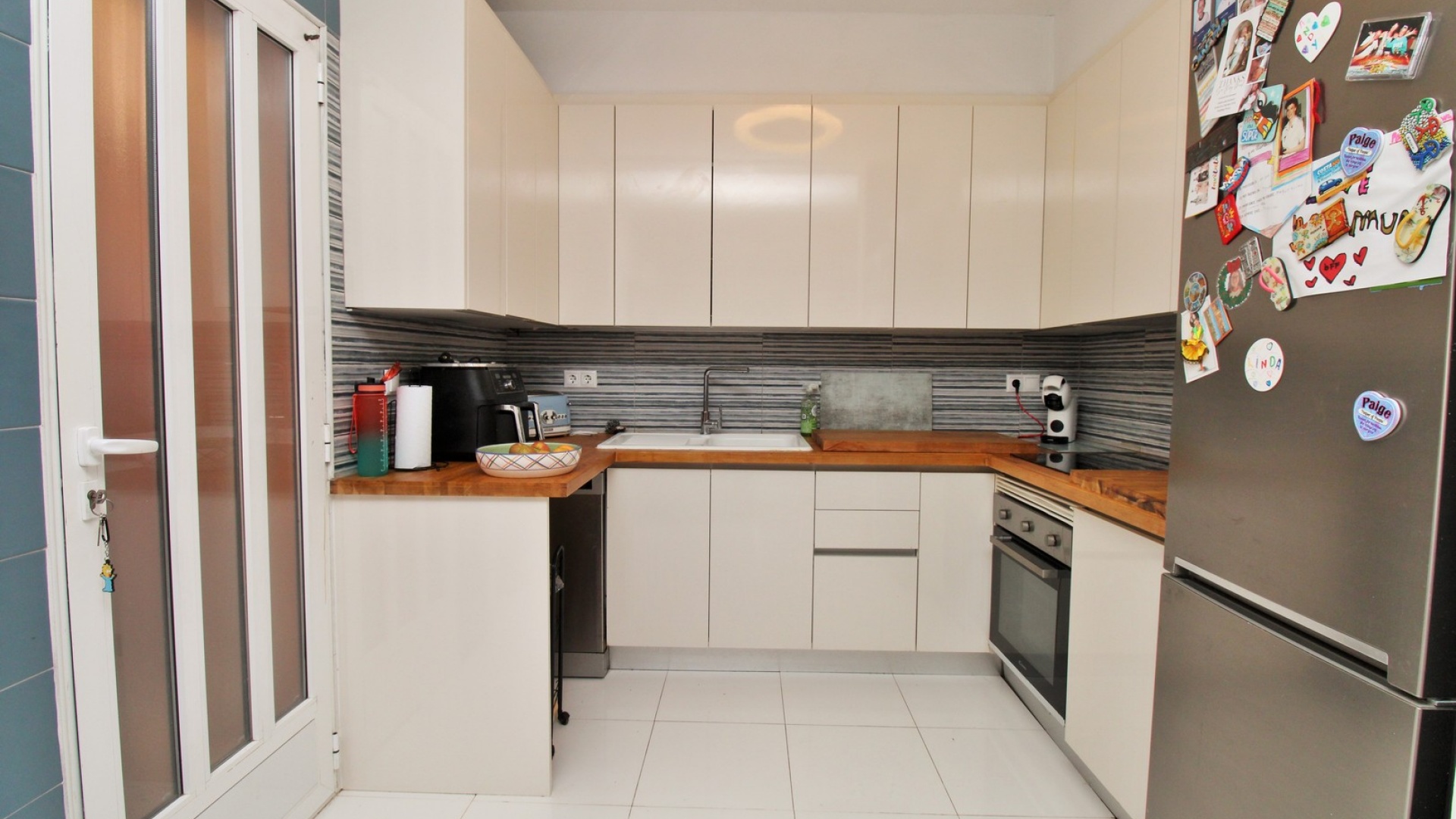 Resale - Villa - Playa Flamenca - pueblo caballero