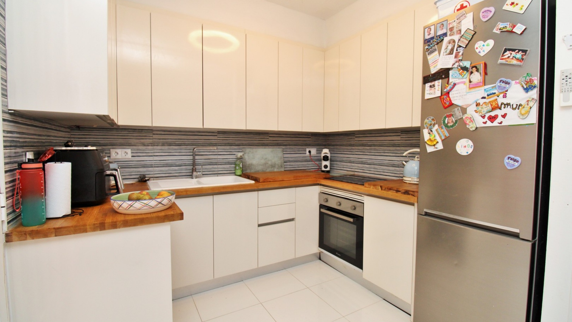 Resale - Villa - Playa Flamenca - pueblo caballero