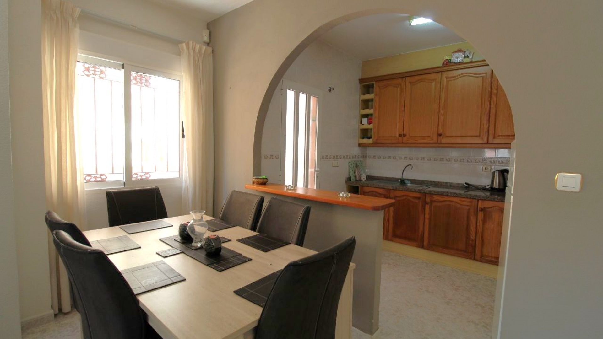 Resale - Villa - Playa Flamenca - pueblo caballero