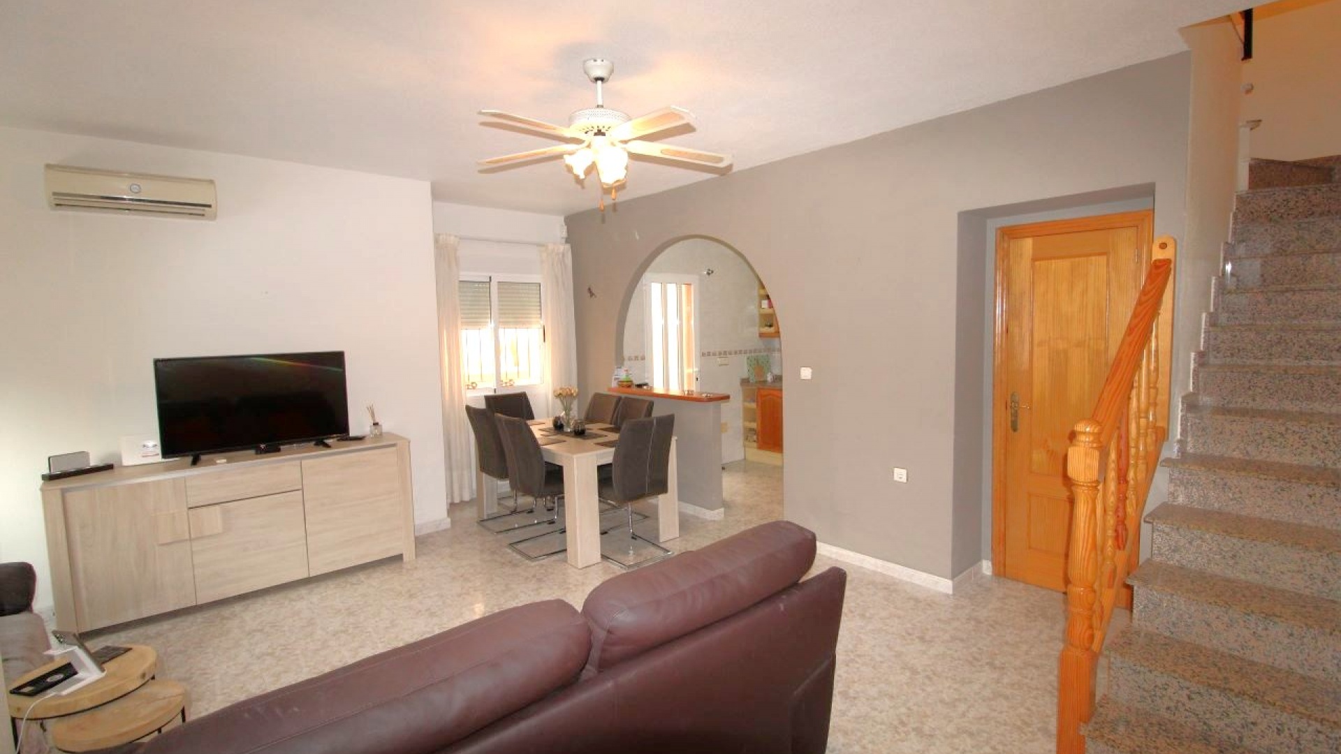 Resale - Villa - Playa Flamenca - pueblo caballero