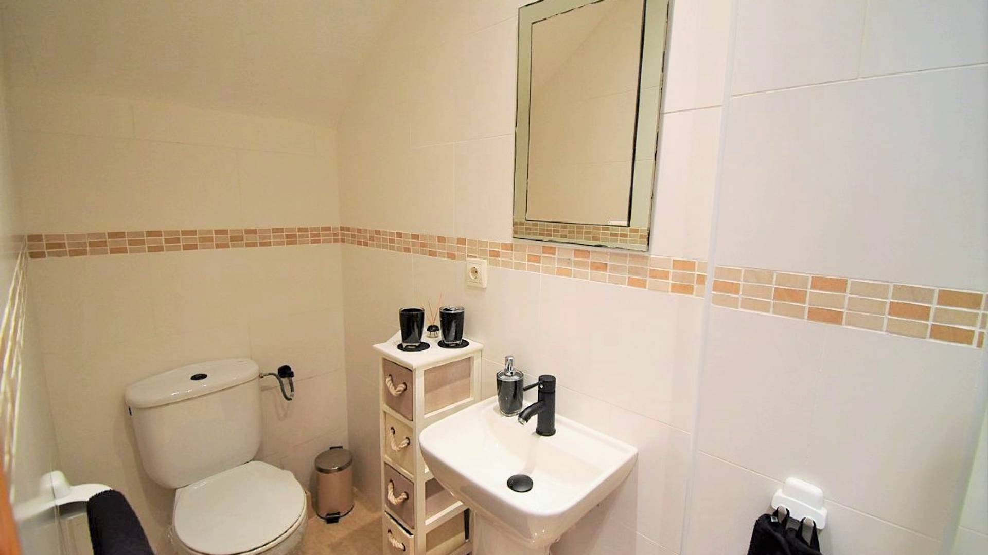 Resale - Villa - Playa Flamenca - Res. Argenta