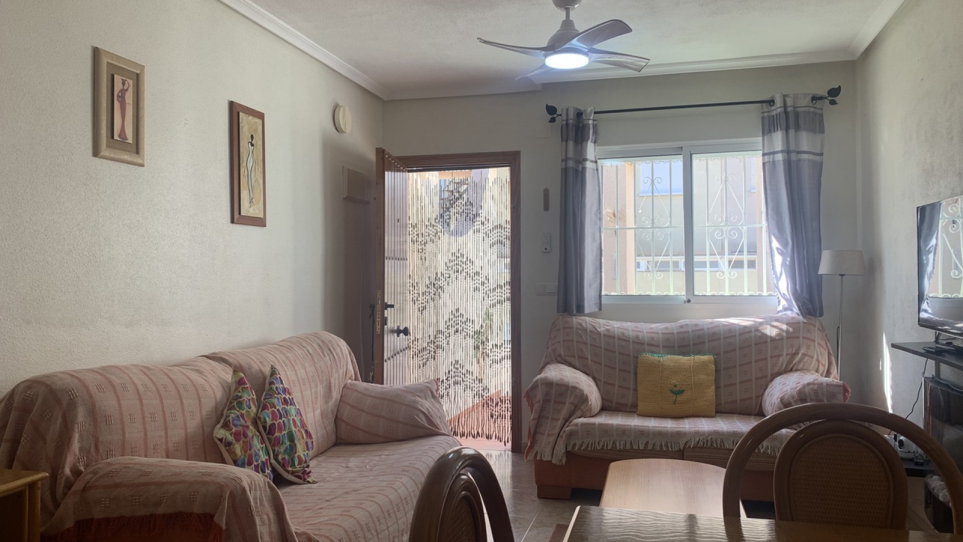 Resale - Villa - Playa Flamenca - Res. Olympia