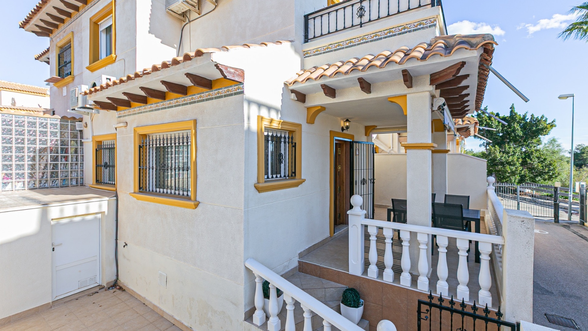 Resale - Villa - Playa Flamenca - san jose
