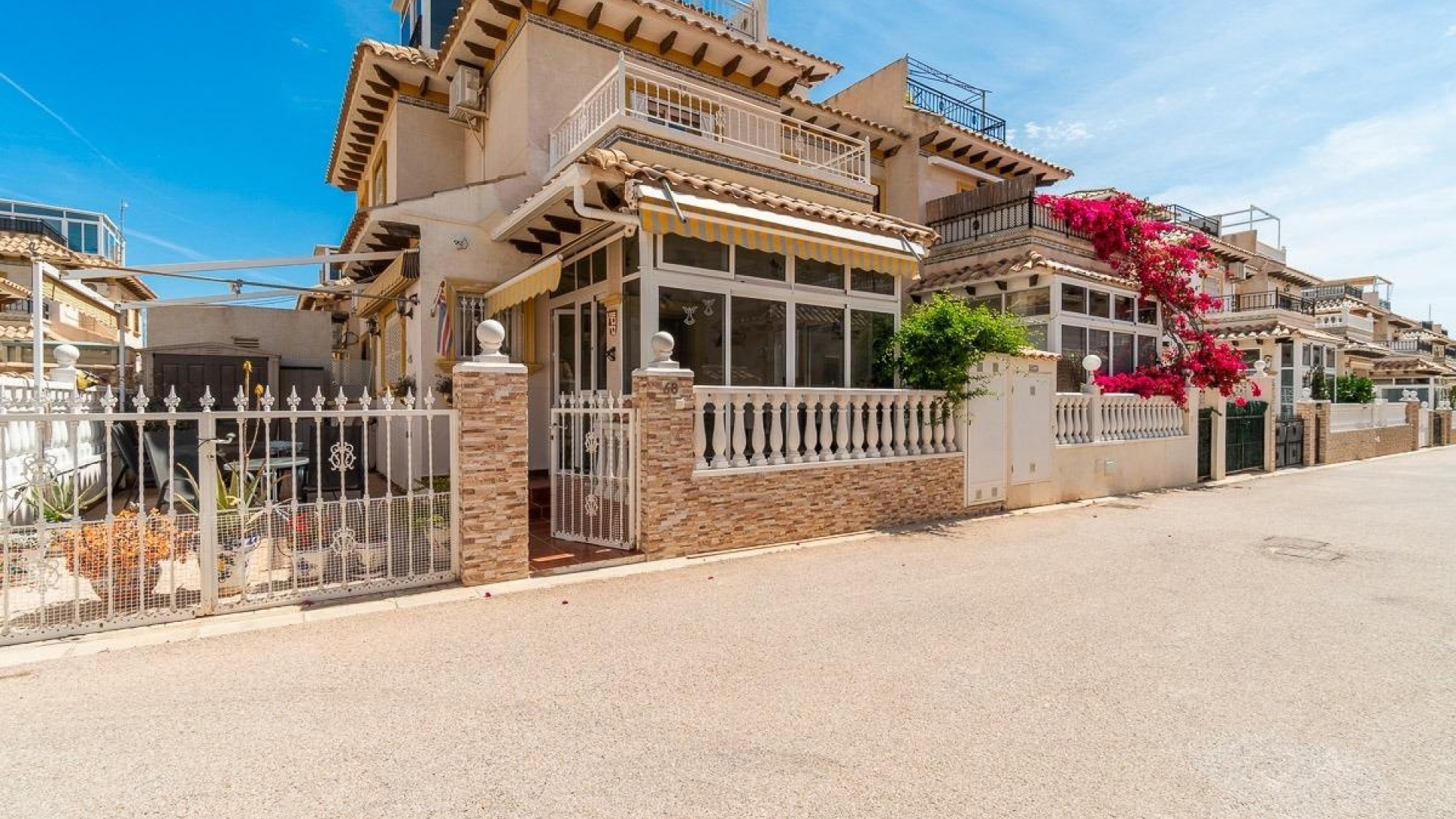 Resale - Villa - Playa Flamenca - san jose