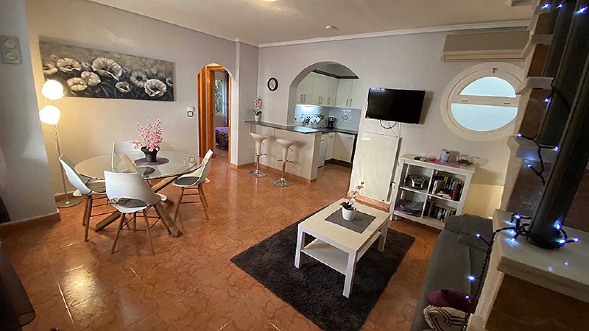 Resale - Villa - Playa Flamenca - serena