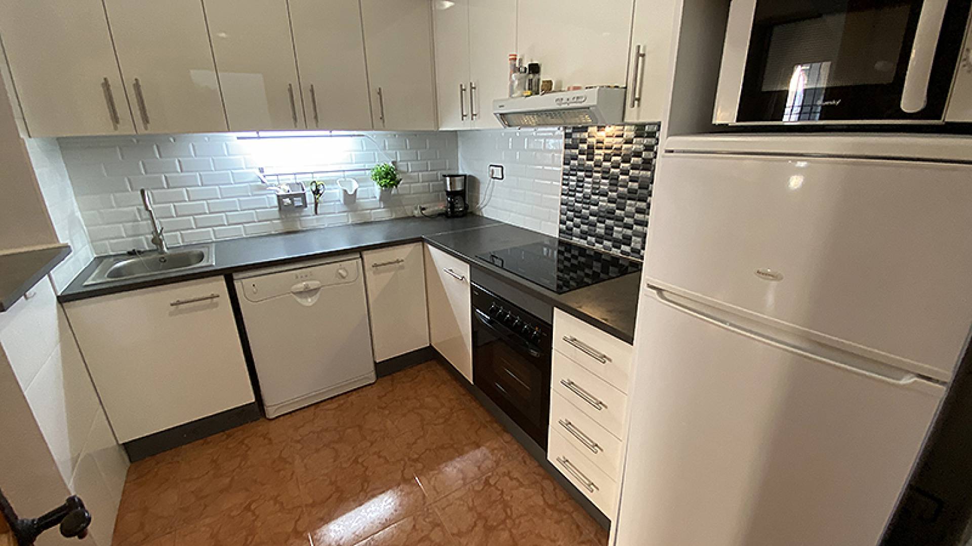 Resale - Villa - Playa Flamenca - serena