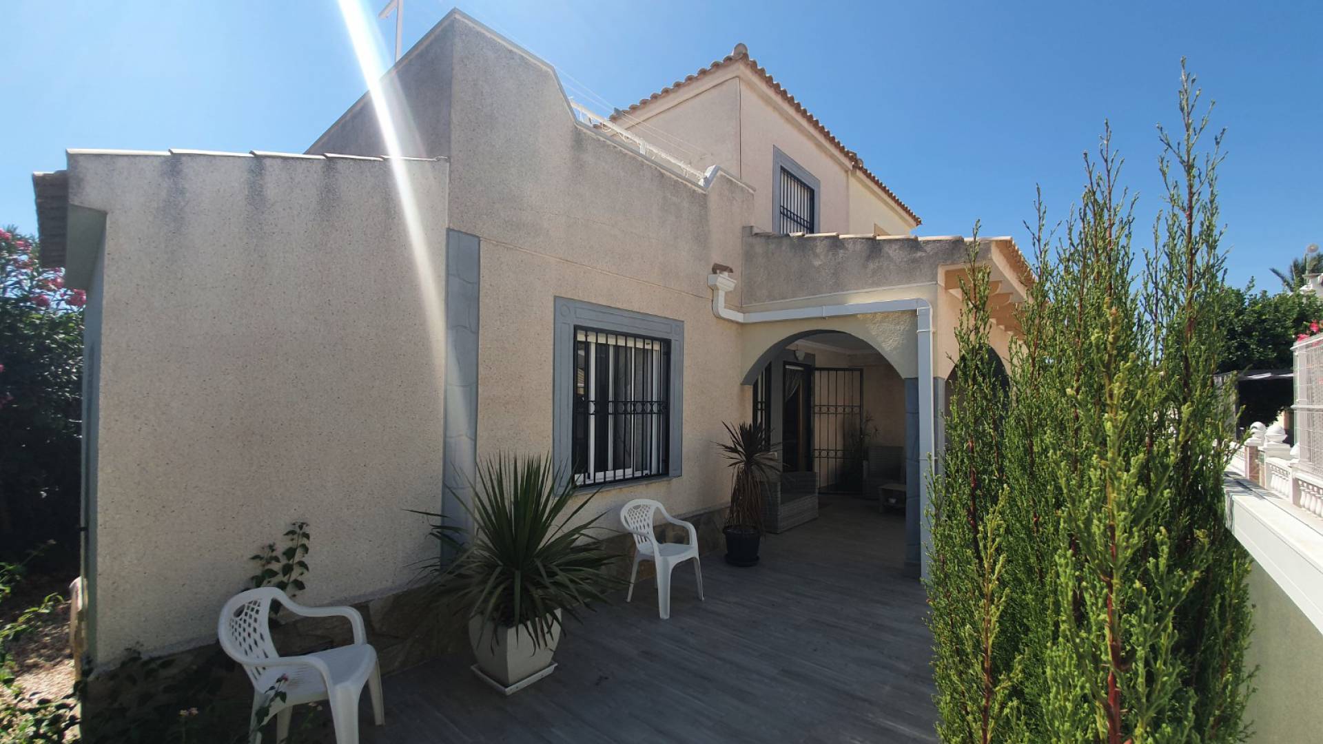 Resale - Villa - Playa Flamenca - serena