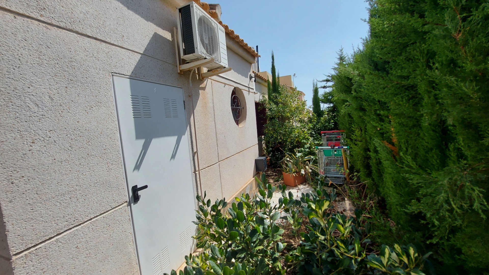 Resale - Villa - Playa Flamenca - serena