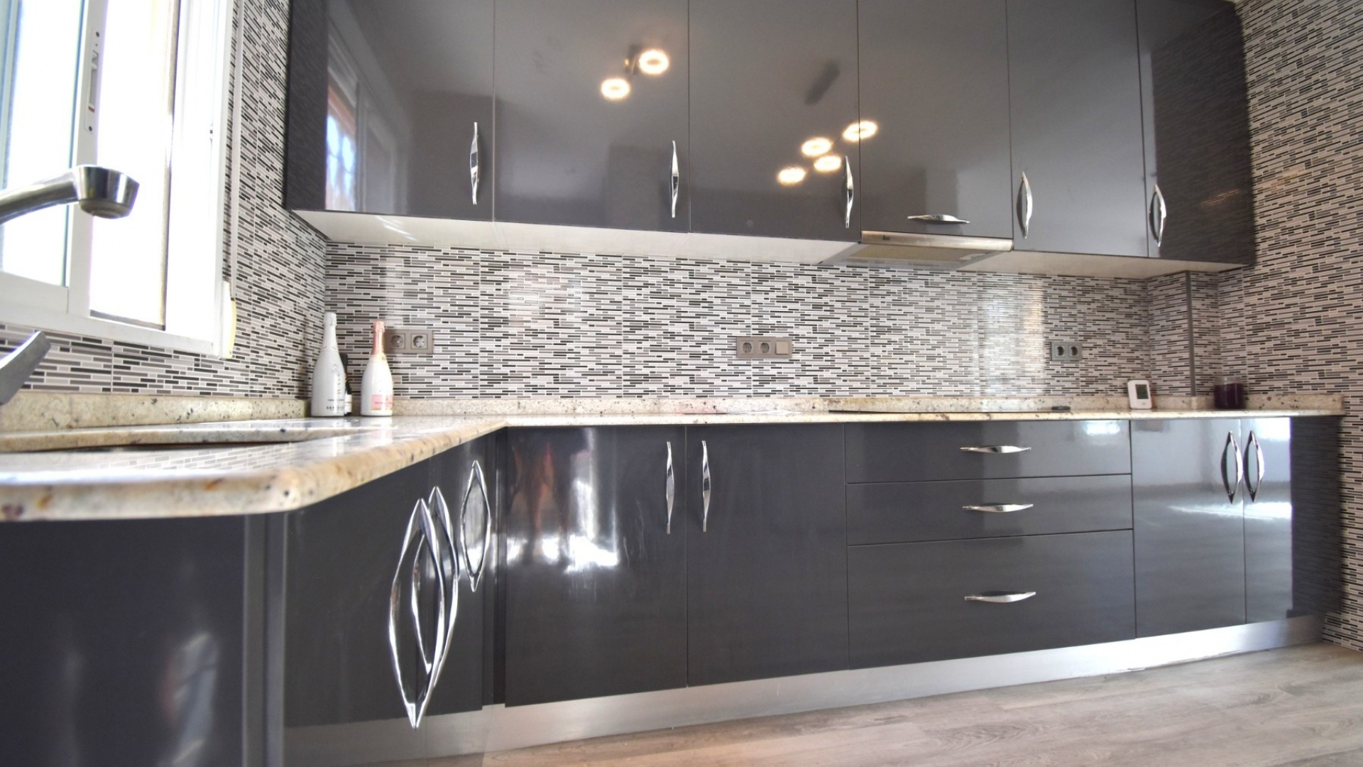 Resale - Villa - Playa Flamenca - Teruel Numancia