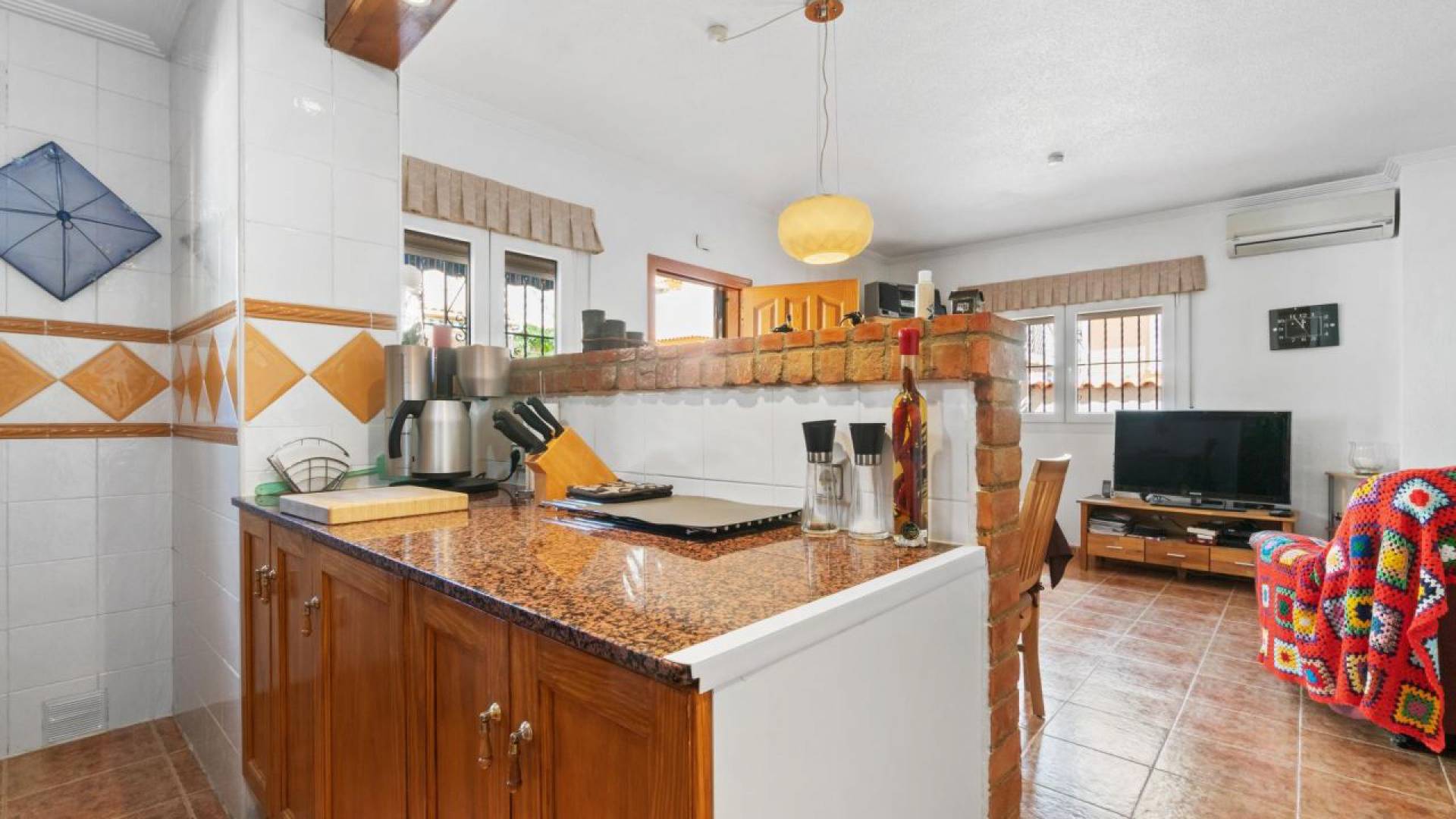 Resale - Villa - Playa Flamenca - vistamar