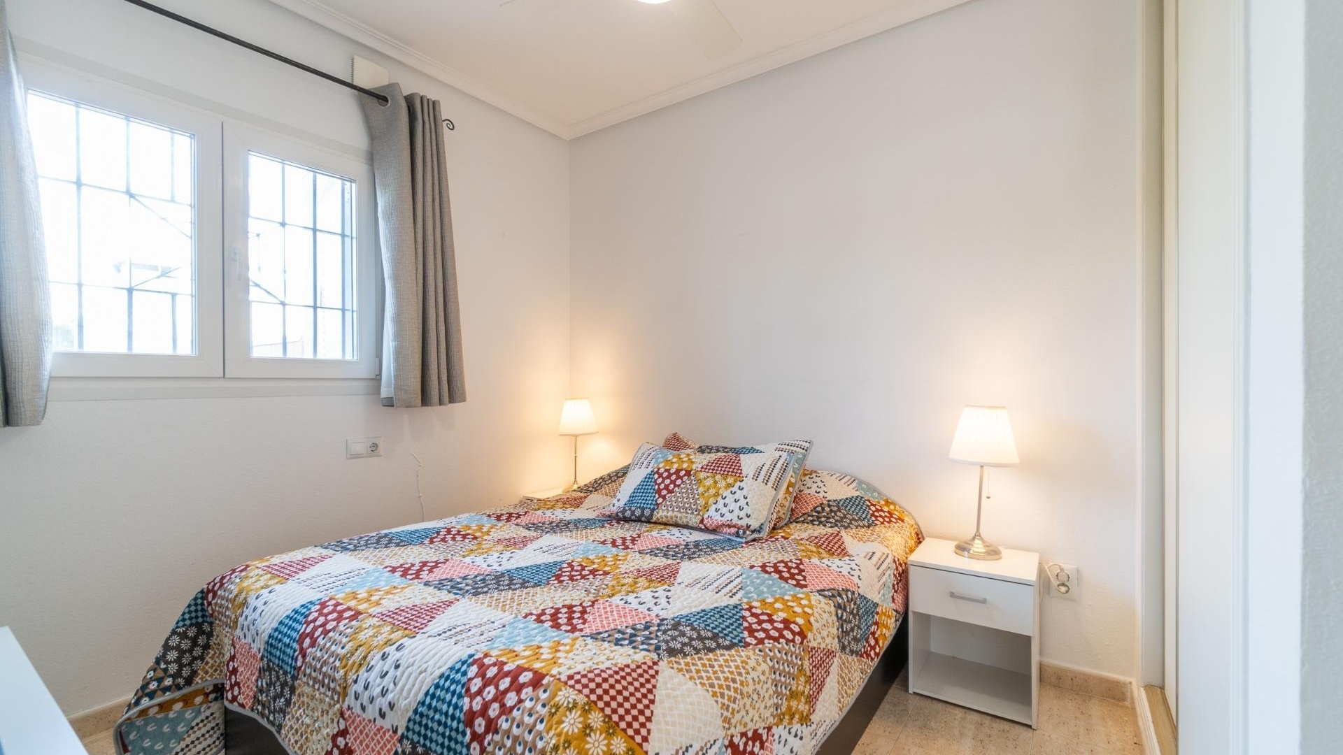 Resale - Villa - Playa Flamenca - zeniamar