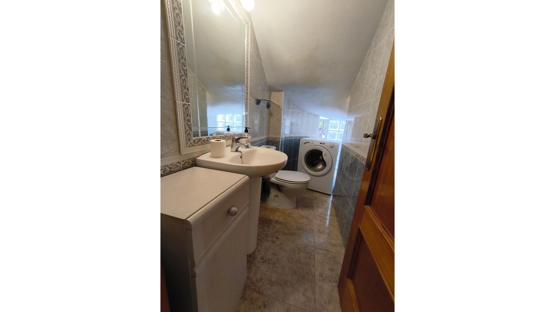 Resale - Villa - Playa Flamenca - zodiaco