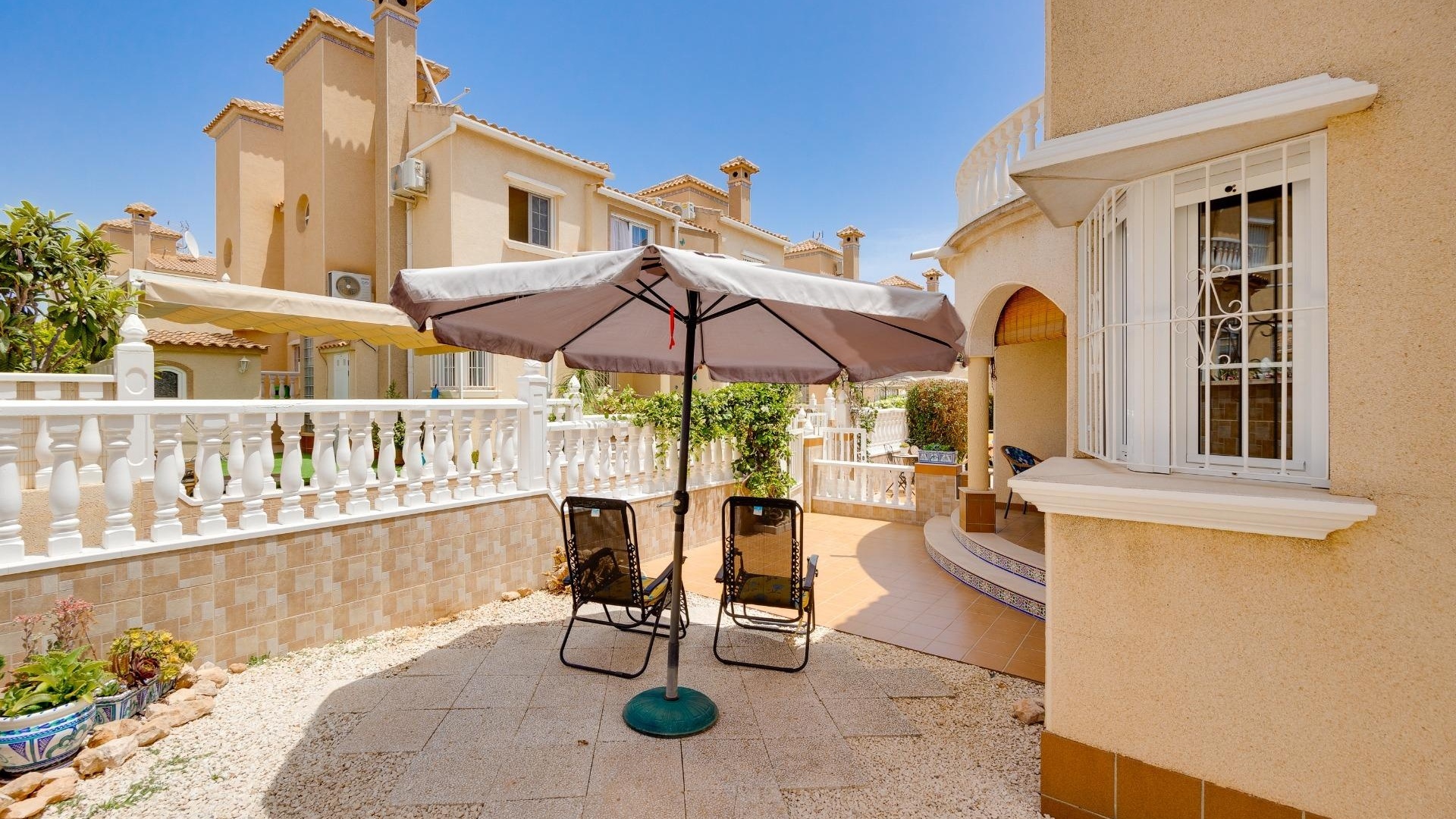Resale - Villa - Playa Flamenca - zodiaco
