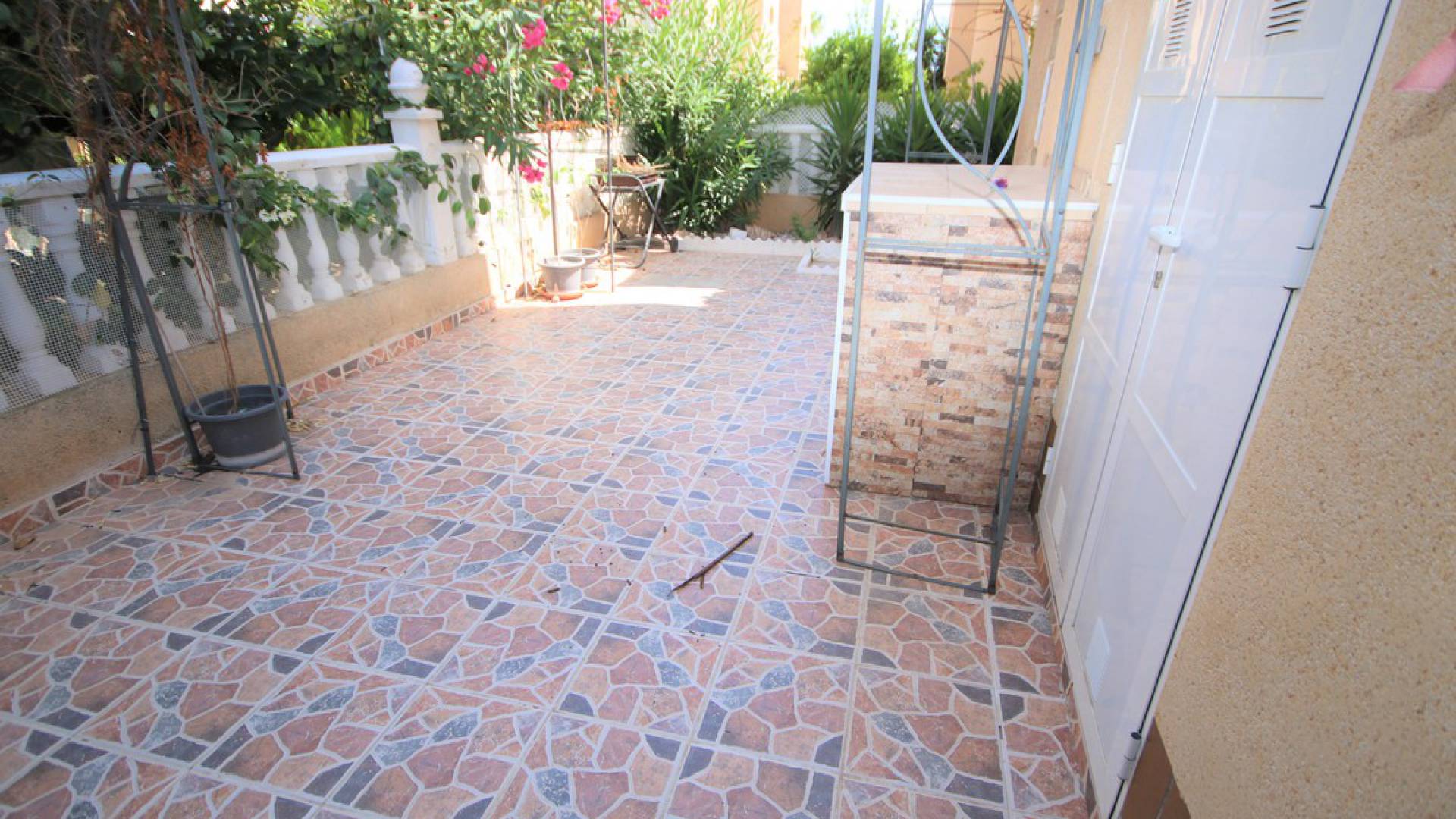 Resale - Villa - Playa Flamenca - zodiaco