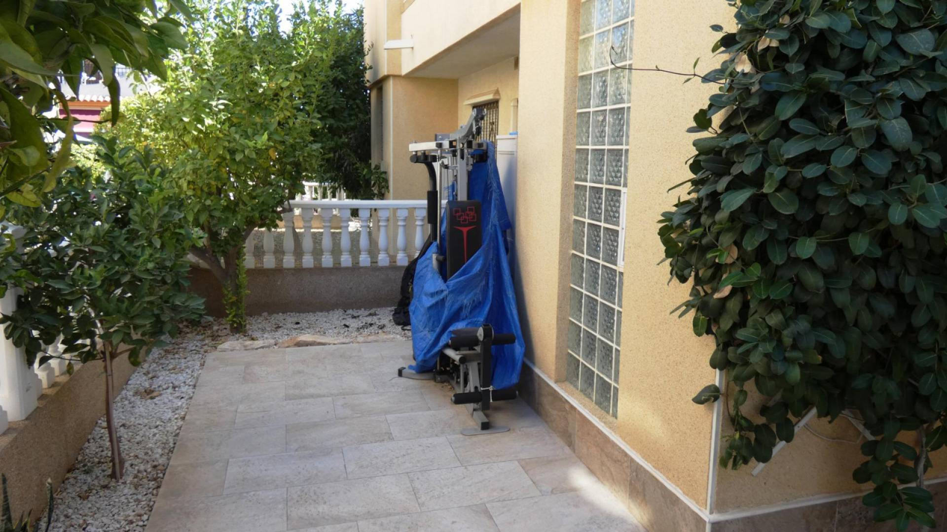 Resale - Villa - Playa Flamenca - zodiaco