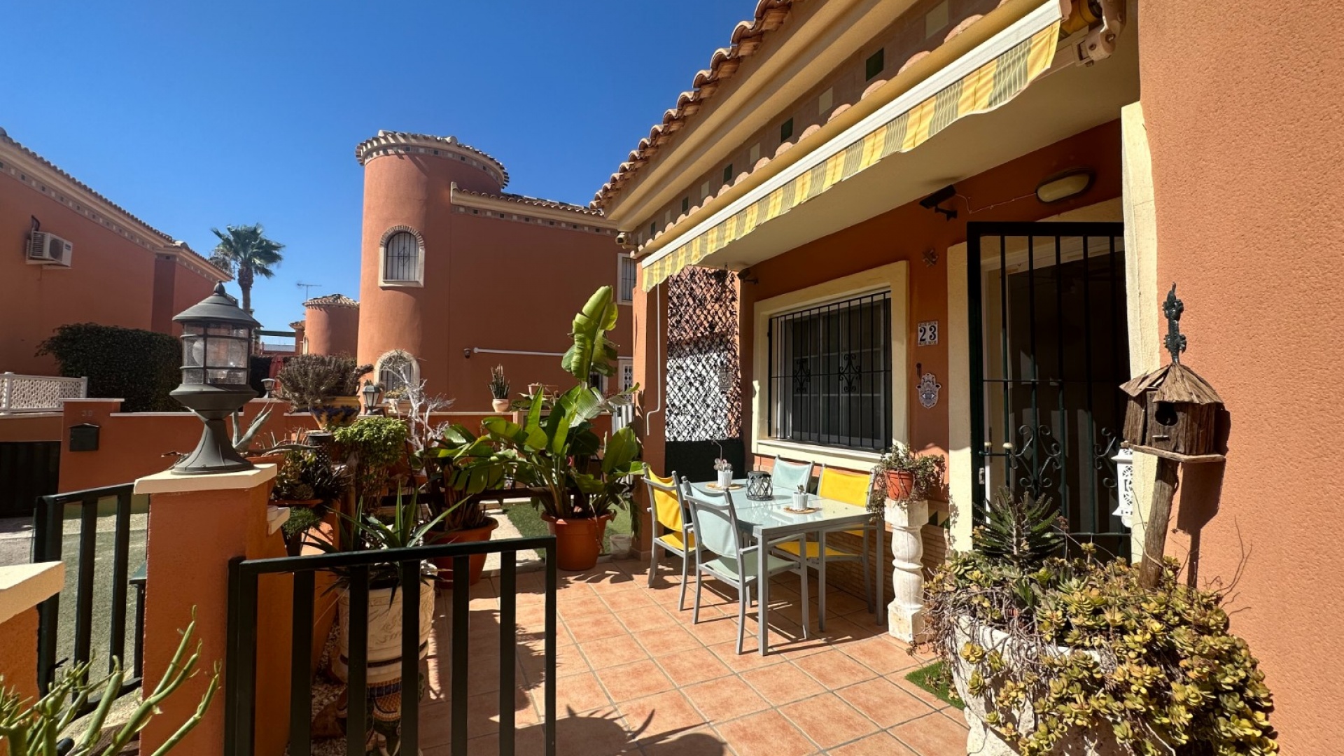 Resale - Villa - Playa Flamenca