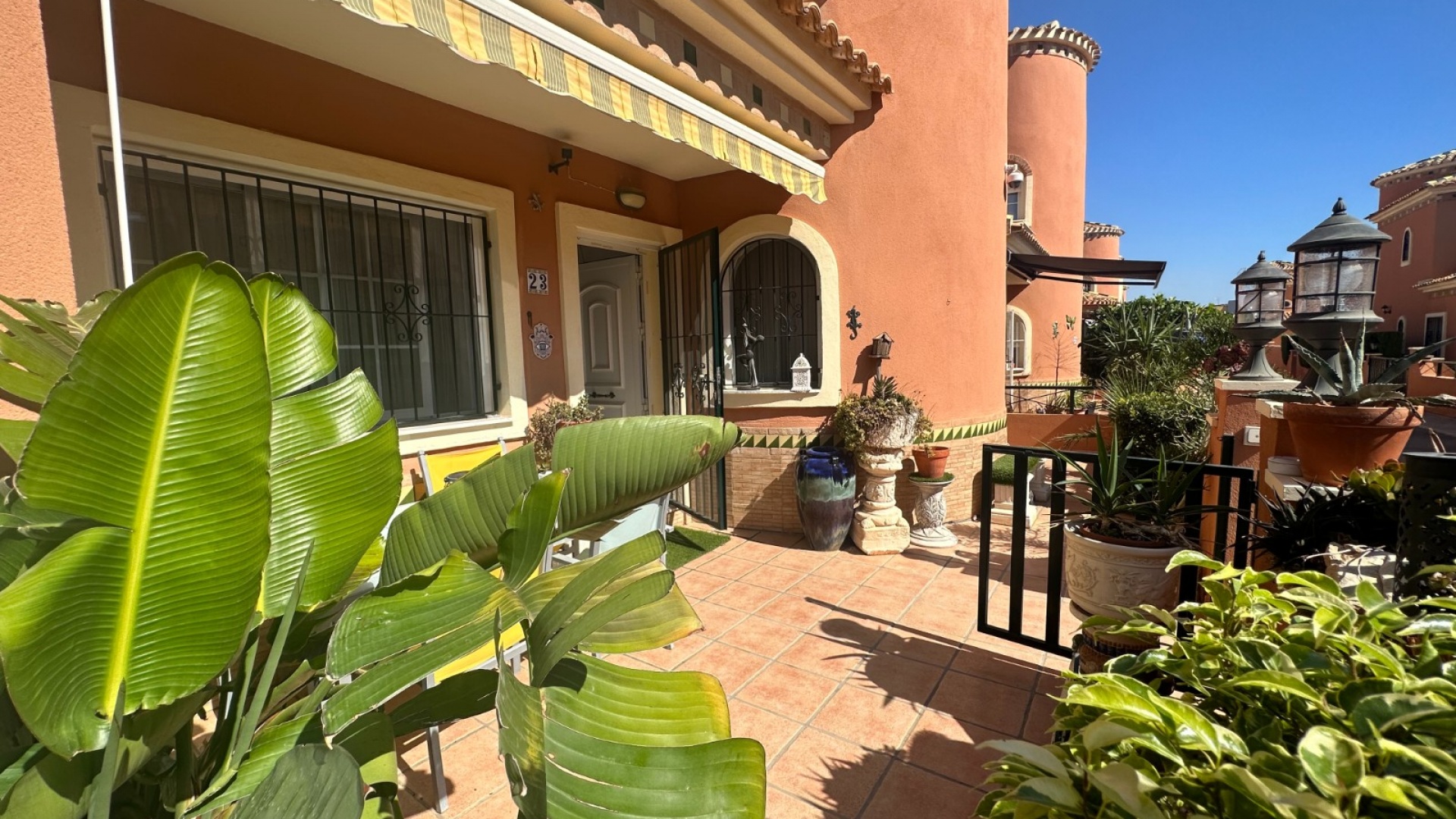 Resale - Villa - Playa Flamenca