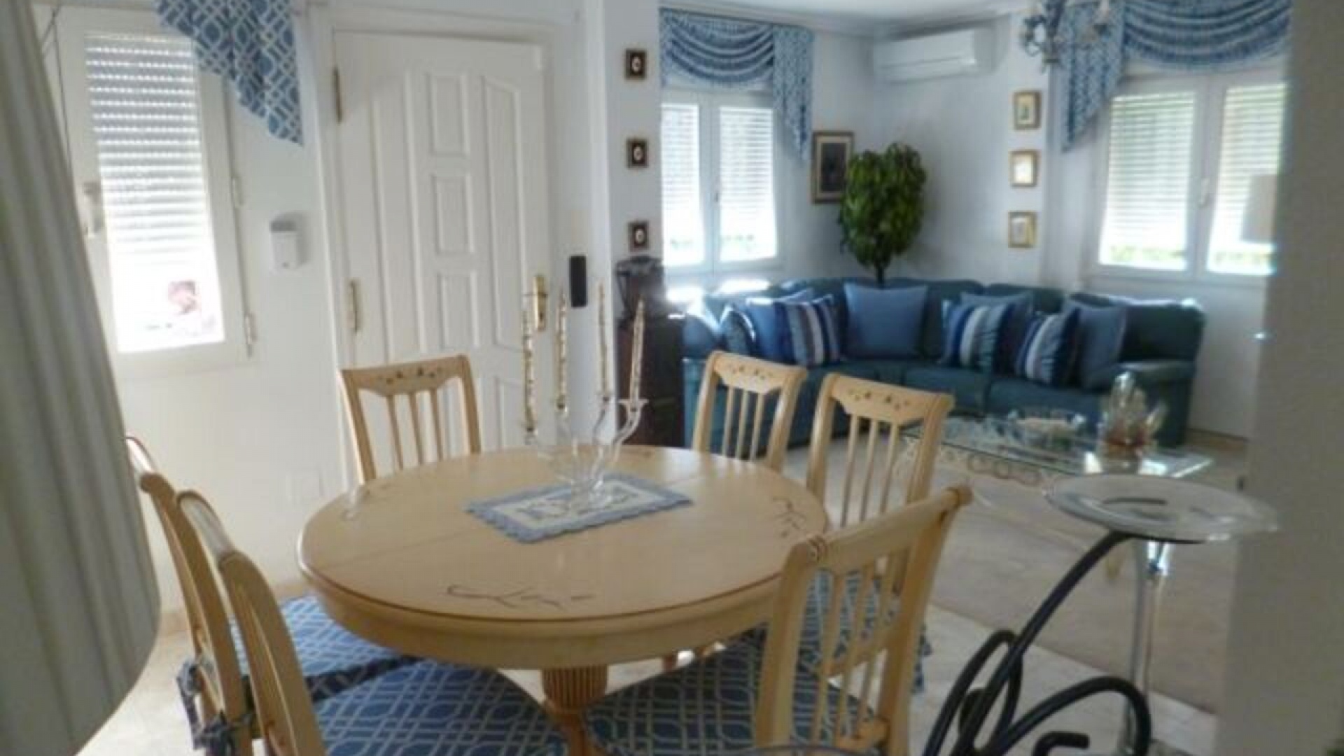 Resale - Villa - Playa Flamenca