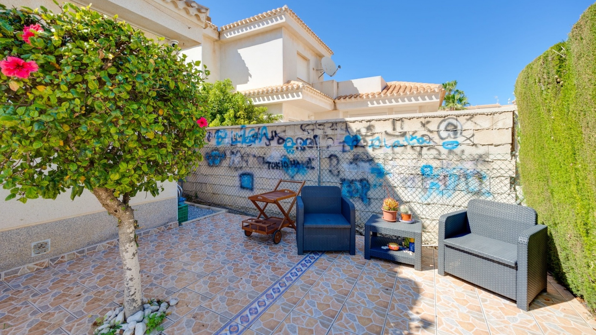Resale - Villa - Playa Flamenca