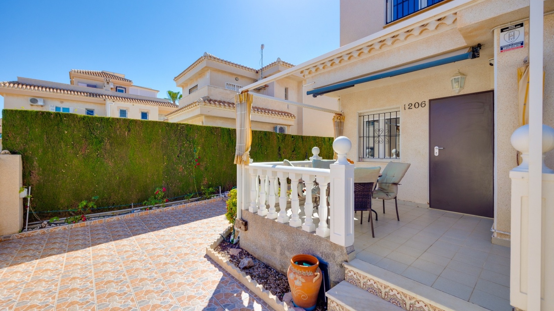 Resale - Villa - Playa Flamenca