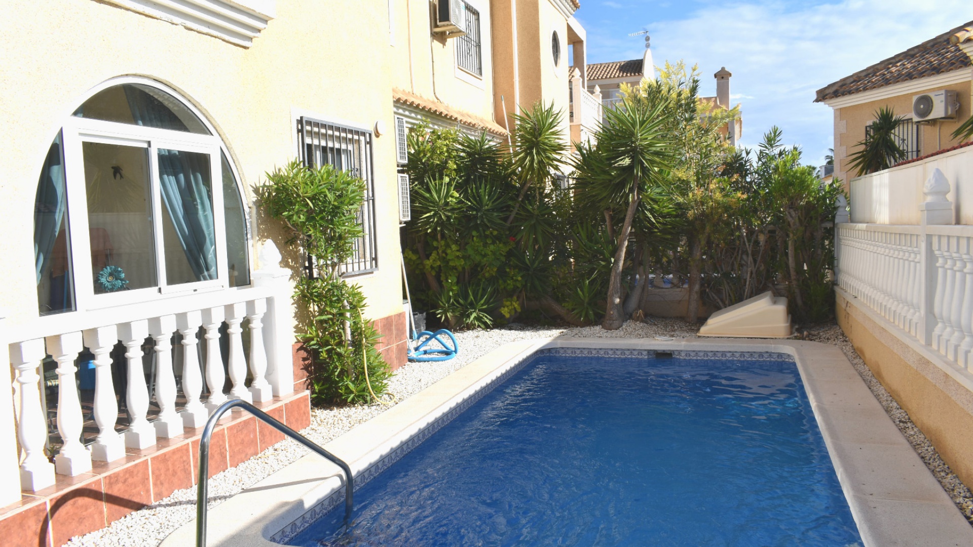 Resale - Villa - Playa Flamenca