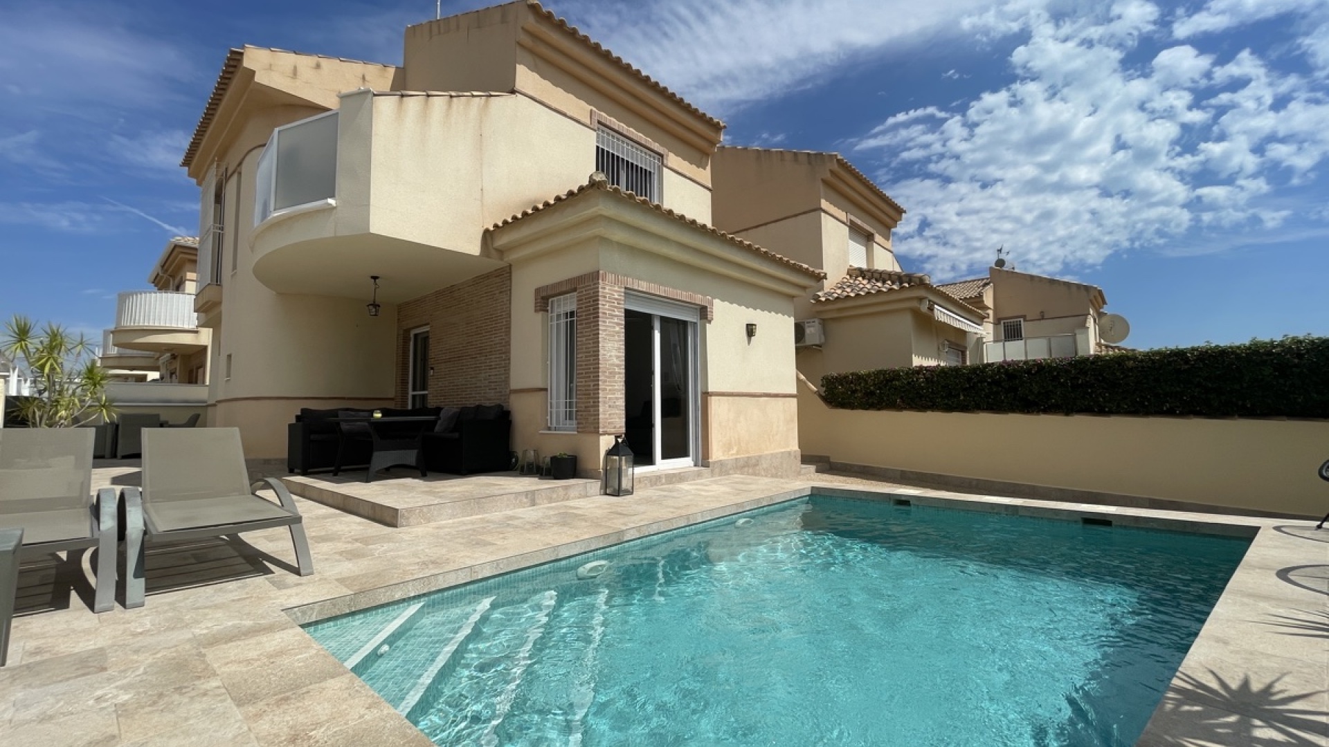 Resale - Villa - Playa Flamenca