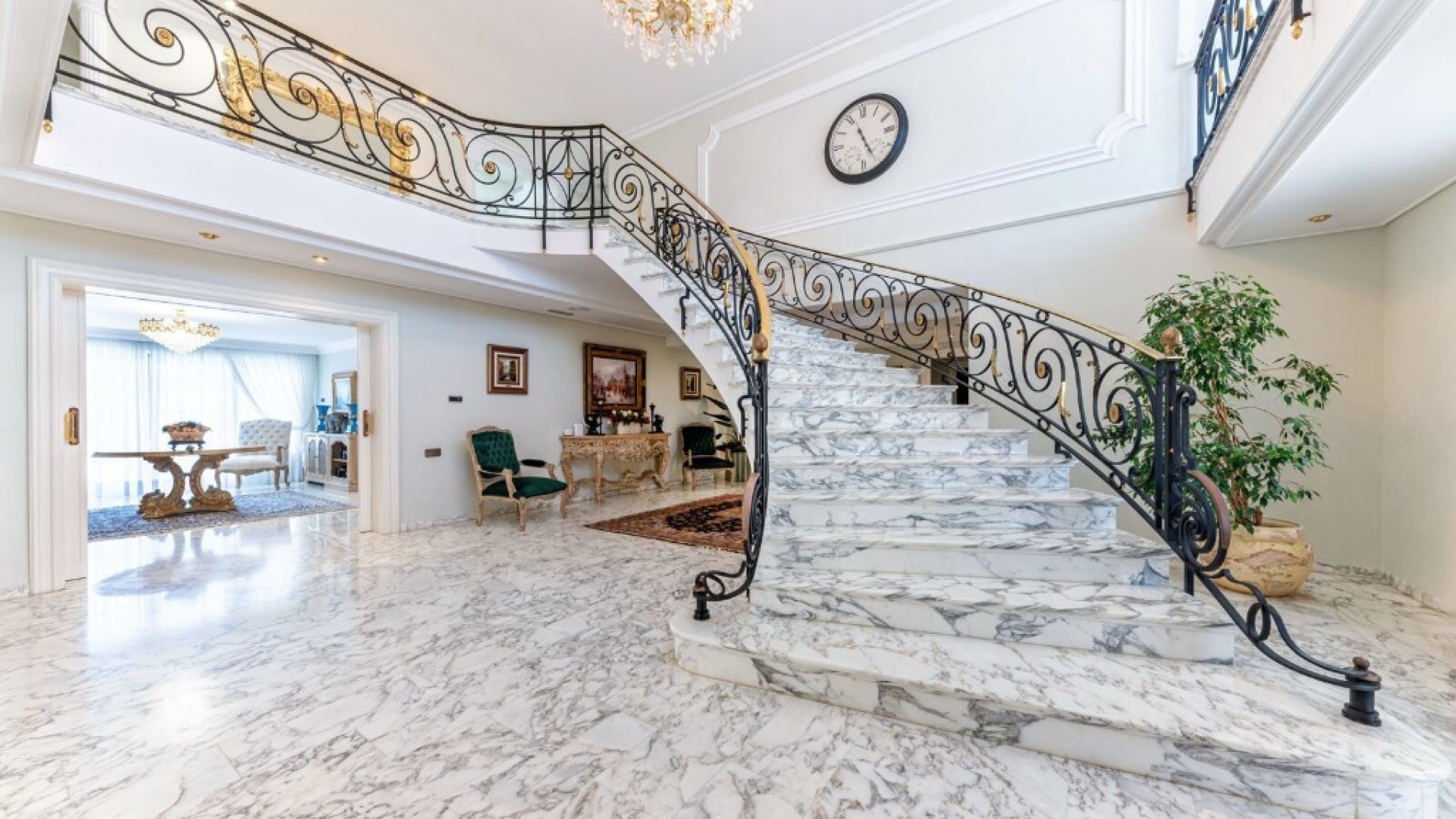 Resale - Villa - Playa San Juan