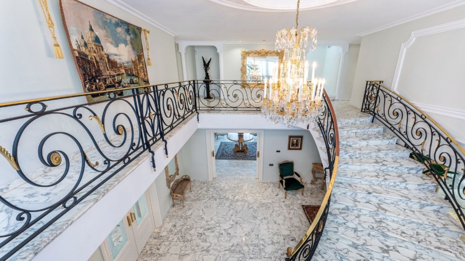 Resale - Villa - Playa San Juan