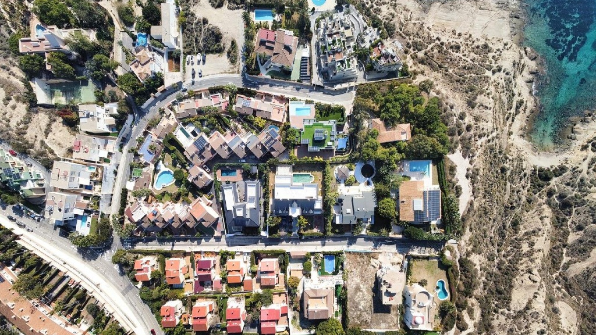 Resale - Villa - Playa San Juan