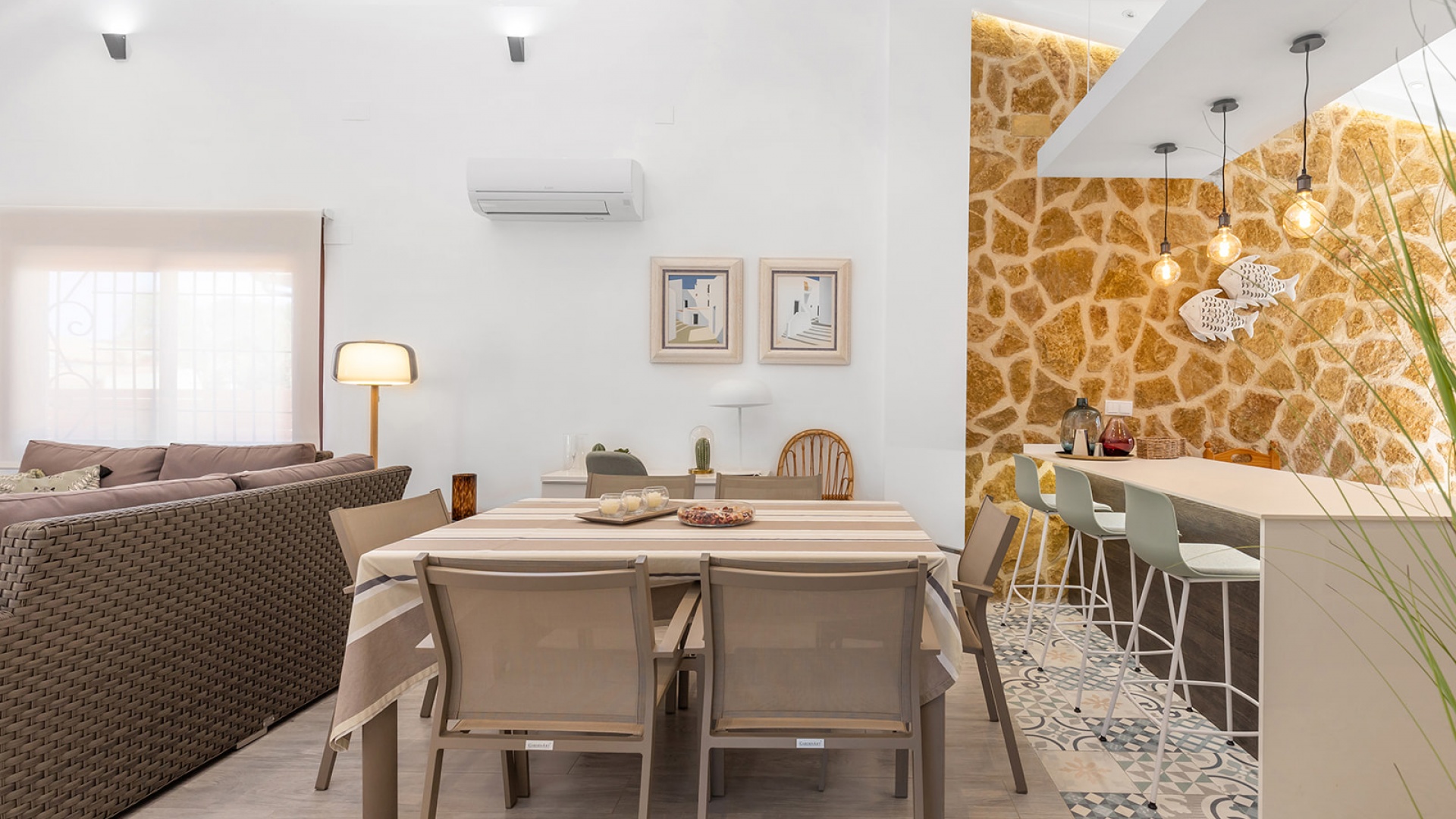 Resale - Villa - Punta Prima - beachside punta prima