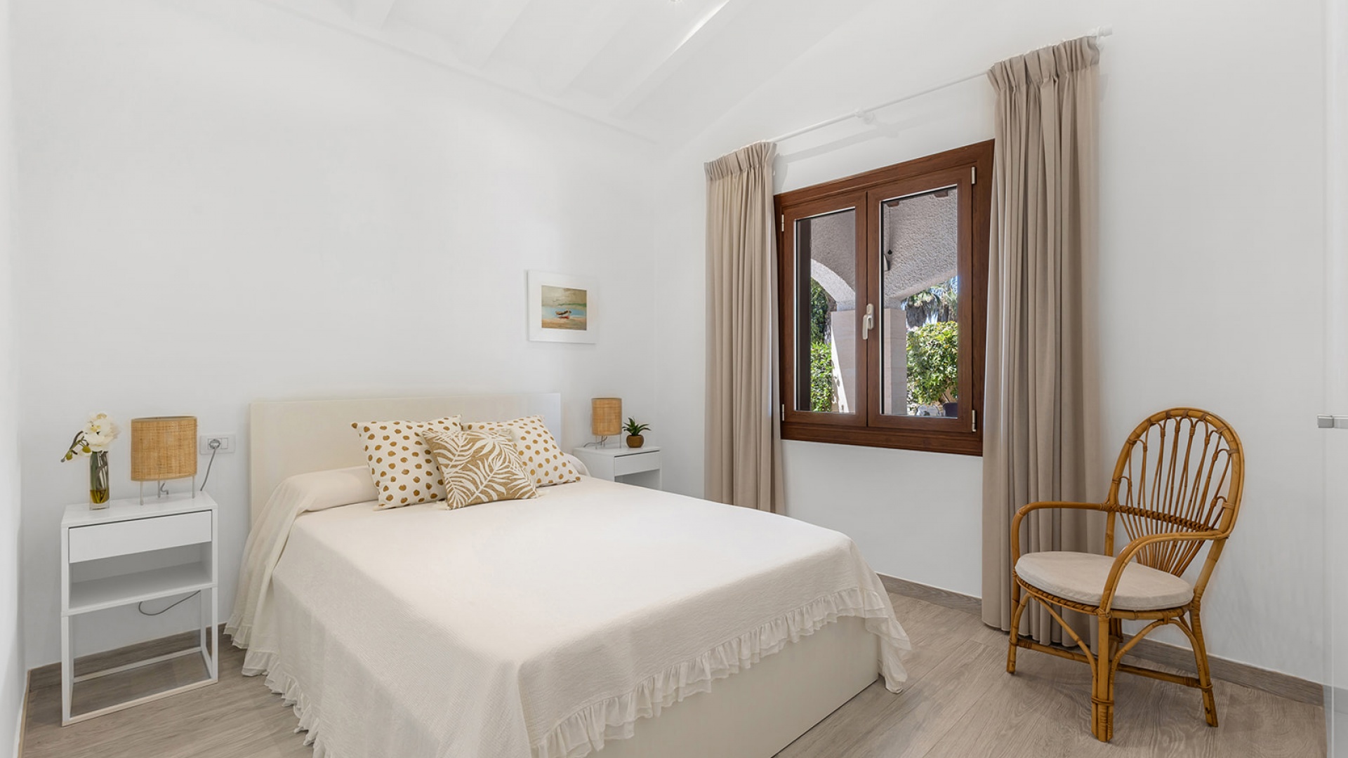 Resale - Villa - Punta Prima - beachside punta prima