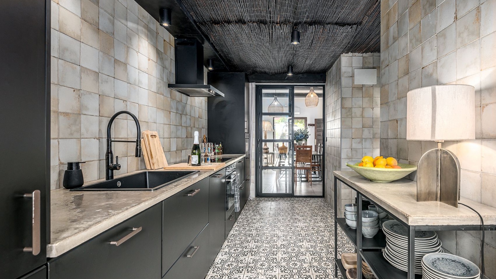 Resale - Villa - Punta Prima - beachside punta prima