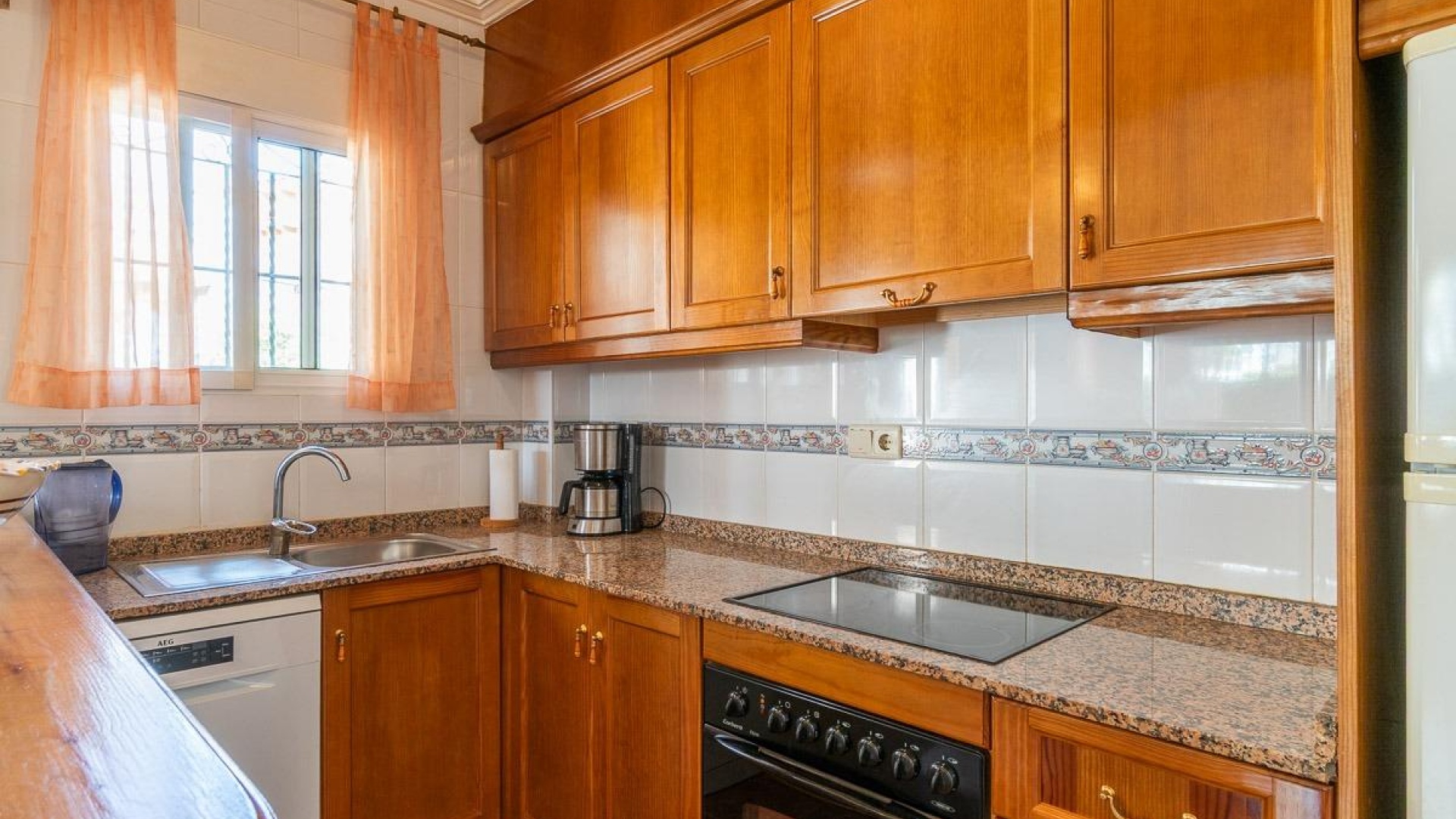 Resale - Villa - Punta Prima - la campana