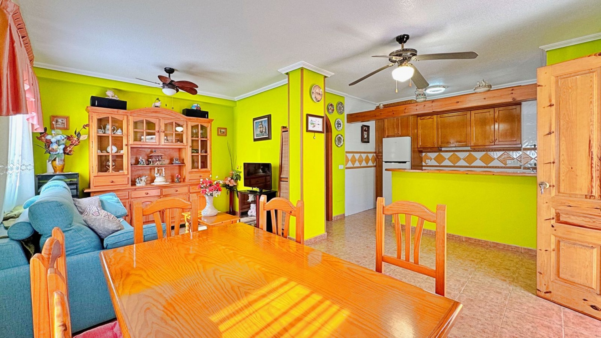 Resale - Villa - Punta Prima - la campana